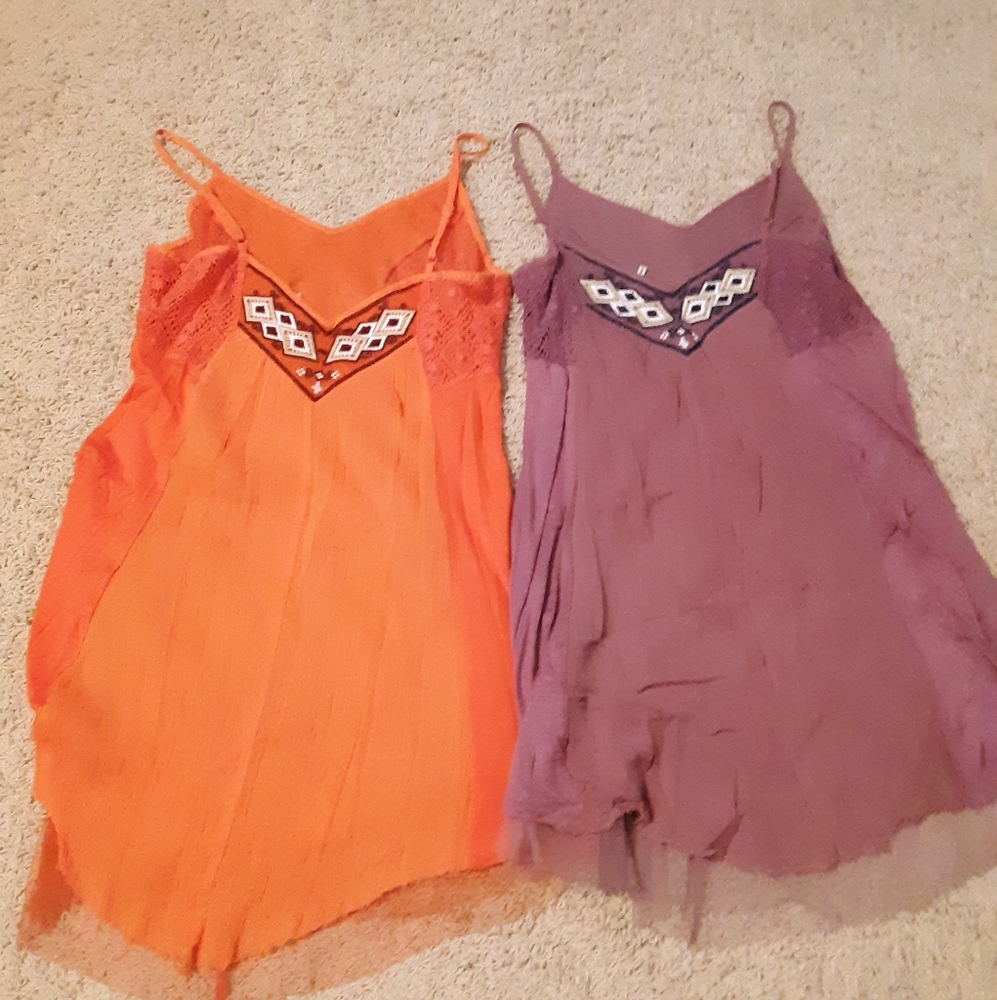 Gimmick Tank Tops - Picture 3 of 9